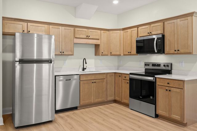 320 S 7th St Unit A, Clarksville, TN 37040