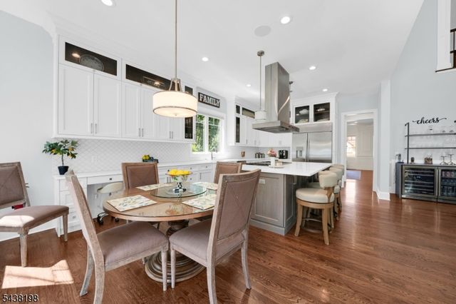 16 Schneider Ln, Montville Twp., NJ 07045