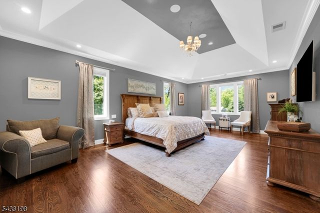 16 Schneider Ln, Montville Twp., NJ 07045