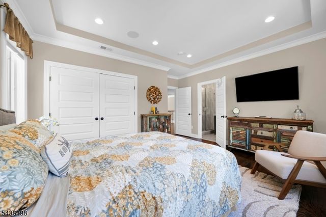 16 Schneider Ln, Montville Twp., NJ 07045