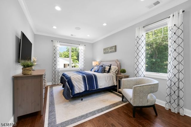16 Schneider Ln, Montville Twp., NJ 07045