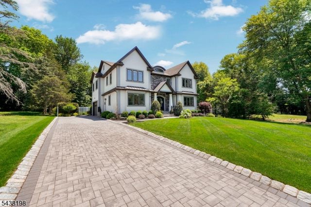 16 Schneider Ln, Montville Twp., NJ 07045