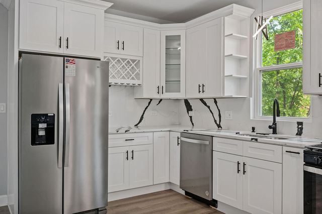 64 E 102ND Place, Chicago, IL 60628