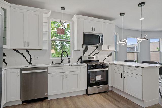 64 E 102ND Place, Chicago, IL 60628