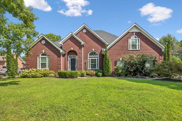 2323 Calderwood Ct, Murfreesboro, TN 37130