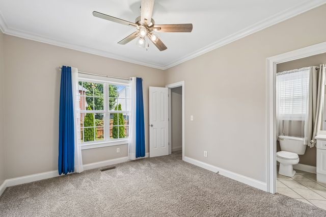 2323 Calderwood Ct, Murfreesboro, TN 37130
