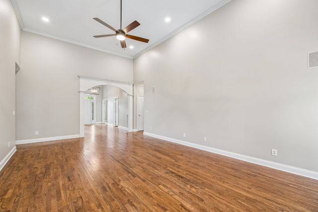 2323 Calderwood Ct, Murfreesboro, TN 37130