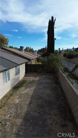 44333 Albeck, Lancaster, CA 93536