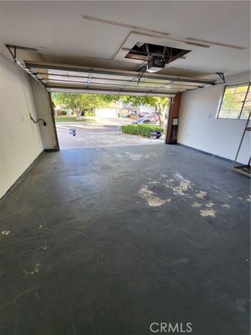 44333 Albeck, Lancaster, CA 93536