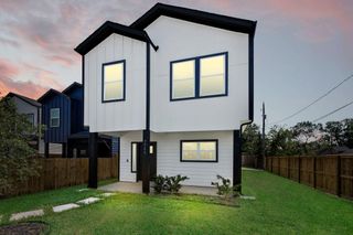5700 Elysian Street, Houston, TX 77009
