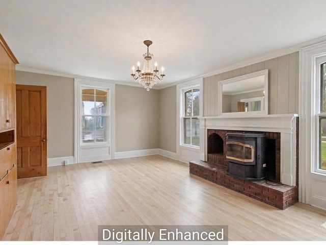 28 West Street, Bristol, VT 05443