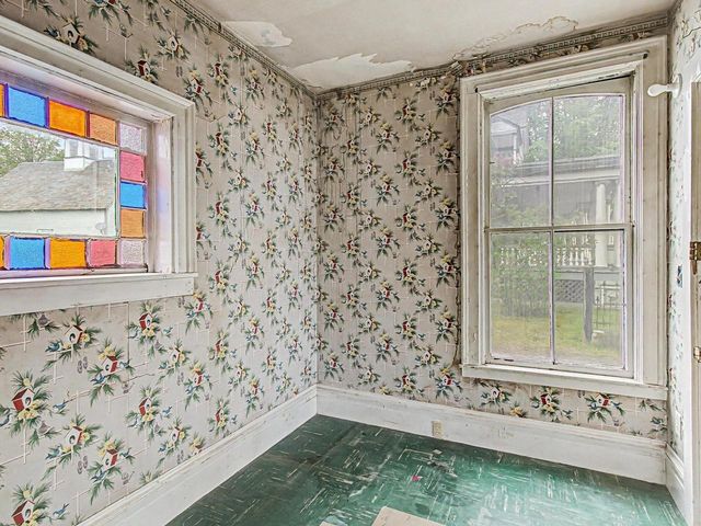 28 West Street, Bristol, VT 05443