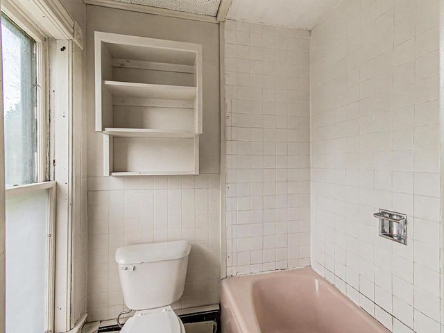 28 West Street, Bristol, VT 05443