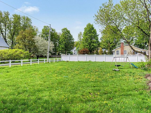 28 West Street, Bristol, VT 05443