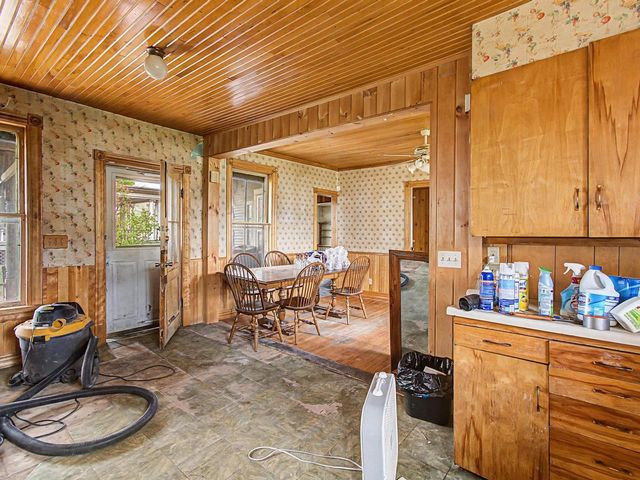 28 West Street, Bristol, VT 05443