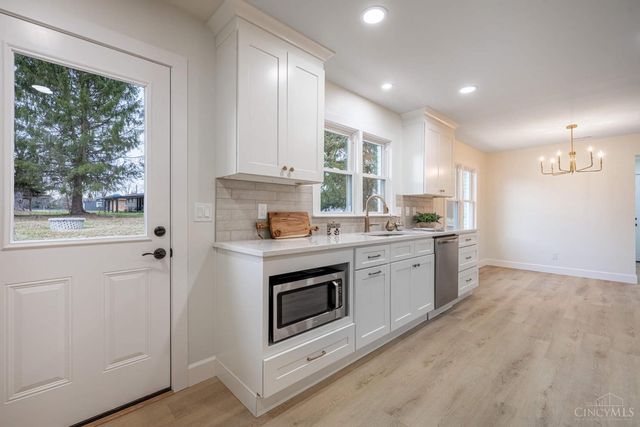 6207 Branch Hill Miamiville Road, Miami Twp, OH 45140