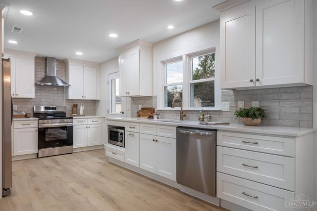 6207 Branch Hill Miamiville Road, Miami Twp, OH 45140