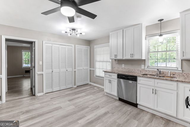 467 Kirkland Drive, Byron, GA 31008