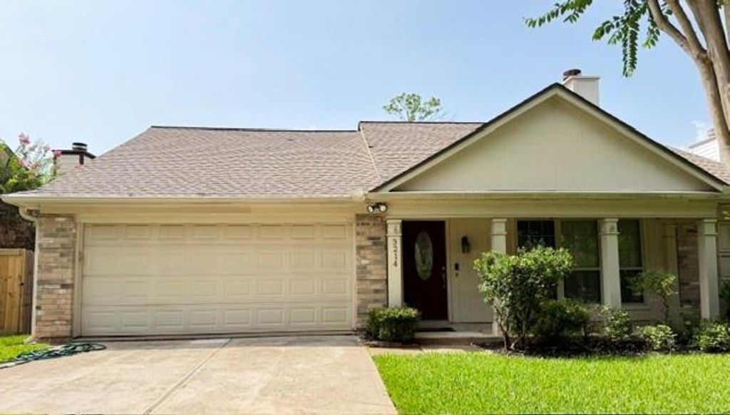 3214 Lakefield Way, Sugar Land, TX 77479