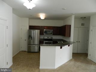 23540 F D R Blvd Apt 405, California, MD 20619