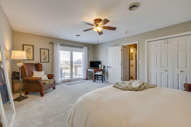 512 Hideaway Farm Road, Piney Flats, TN 37686