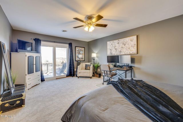 512 Hideaway Farm Road, Piney Flats, TN 37686