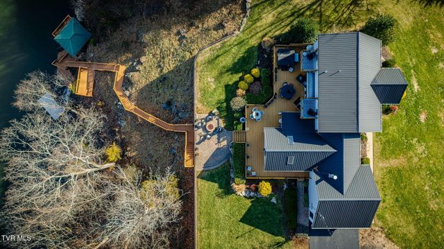 512 Hideaway Farm Road, Piney Flats, TN 37686