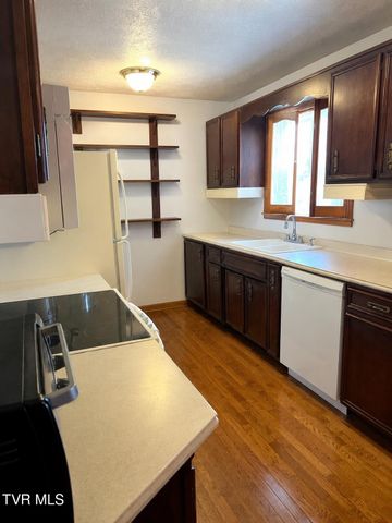 363 Sugar Run Road, Jonesville, VA 24263