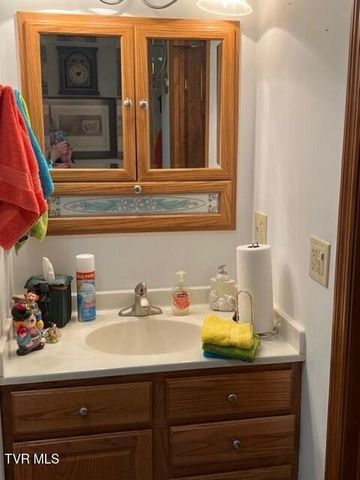 363 Sugar Run Road, Jonesville, VA 24263