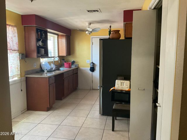 5617 W HATCHER Road, Glendale, AZ 85302