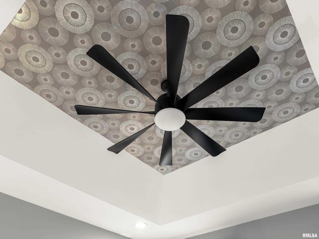 11308 N HICKORY WOODS Court, Dunlap, IL 61525