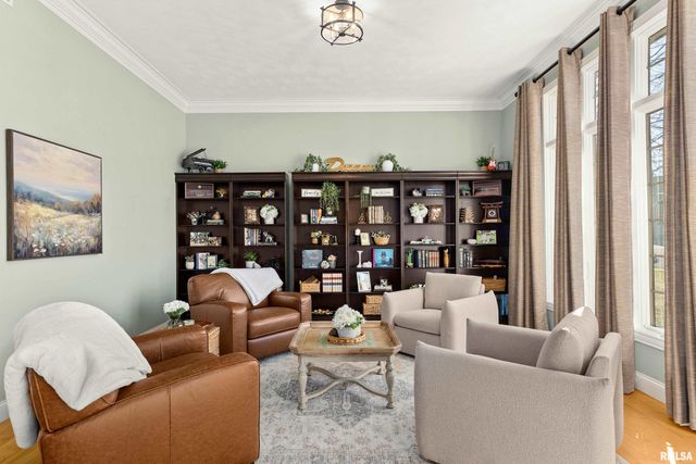 11308 N HICKORY WOODS Court, Dunlap, IL 61525