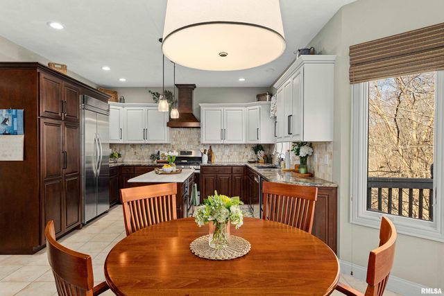 11308 N HICKORY WOODS Court, Dunlap, IL 61525