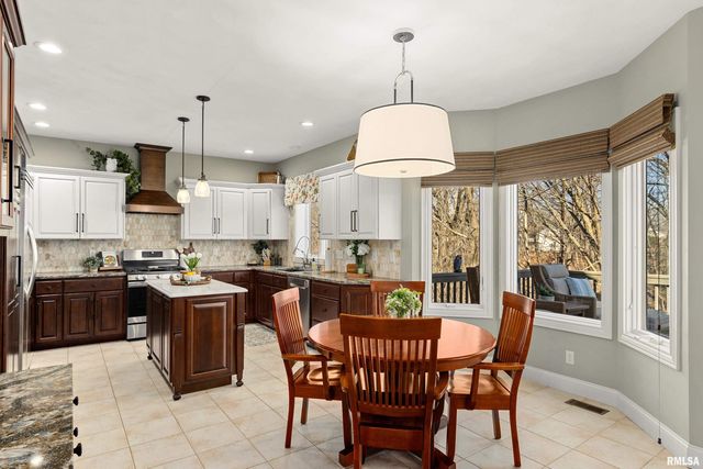 11308 N HICKORY WOODS Court, Dunlap, IL 61525