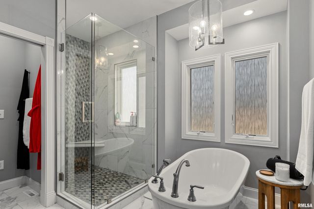 11308 N HICKORY WOODS Court, Dunlap, IL 61525