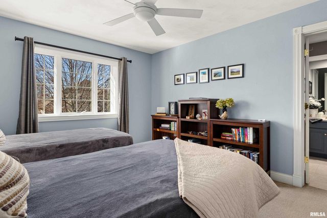 11308 N HICKORY WOODS Court, Dunlap, IL 61525