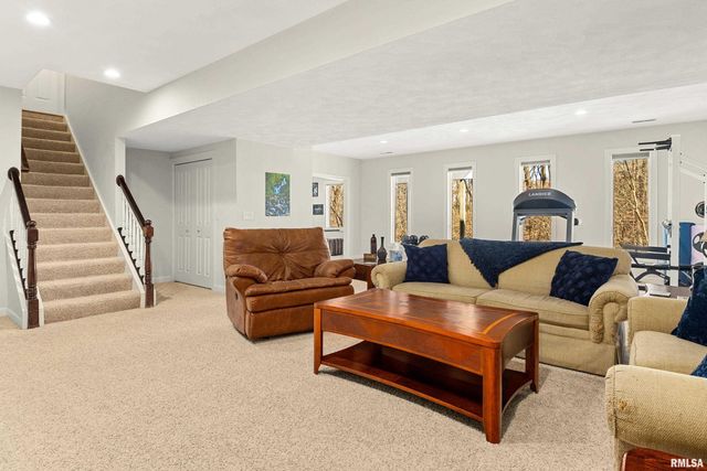 11308 N HICKORY WOODS Court, Dunlap, IL 61525