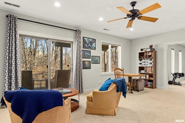 11308 N HICKORY WOODS Court, Dunlap, IL 61525