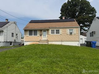 210 Ellsworth Street, Iselin, NJ 08830