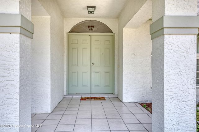 1354 Madoc Street NW, Palm Bay, FL 32907
