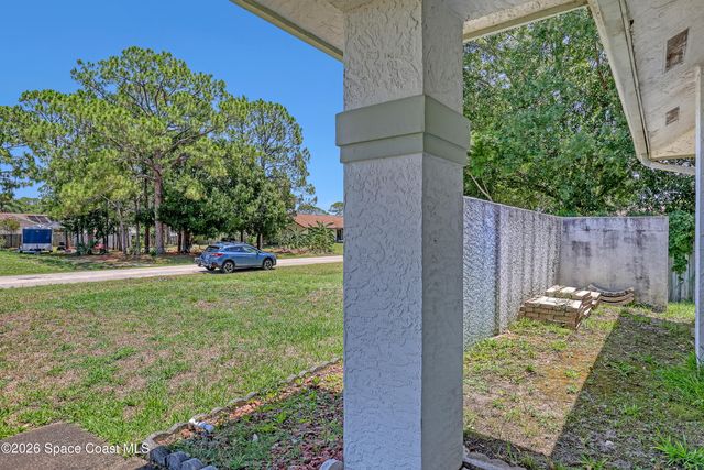 1354 Madoc Street NW, Palm Bay, FL 32907