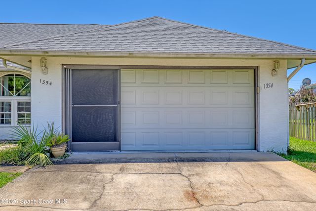 1354 Madoc Street NW, Palm Bay, FL 32907