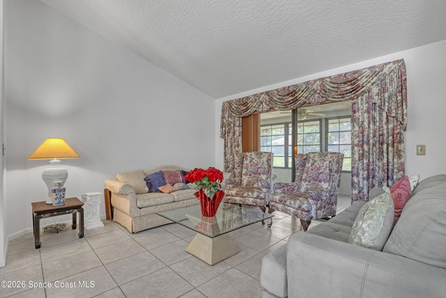 1354 Madoc Street NW, Palm Bay, FL 32907