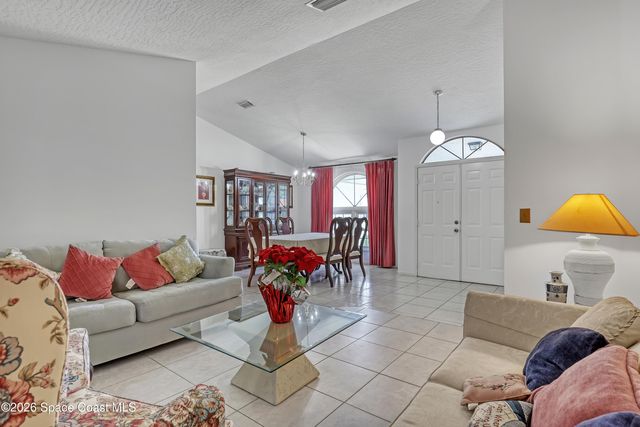 1354 Madoc Street NW, Palm Bay, FL 32907