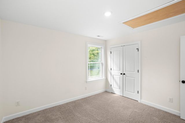 5026 Salient Dr, Spring Hill, TN 37174