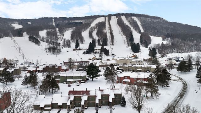 2027 Arcadia Drive 12B, Virgil, NY 13045