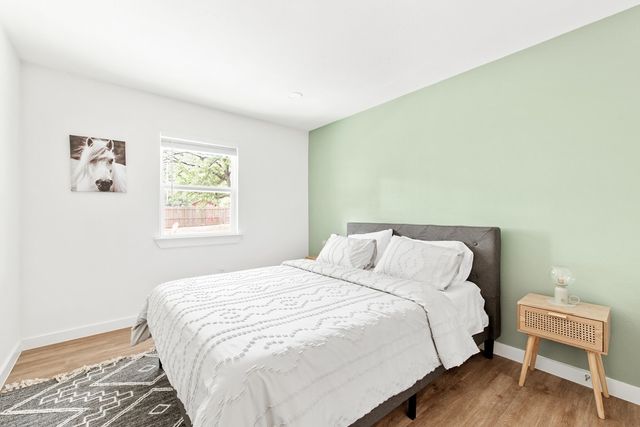 4252 Mccomas Road, Haltom City, TX 76117