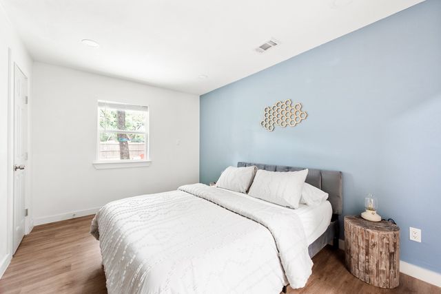 4252 Mccomas Road, Haltom City, TX 76117