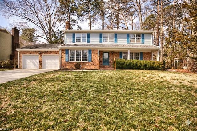 11 Cherbourg DR, Newport News, VA 23606