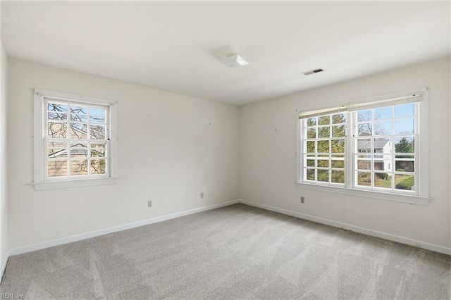 11 Cherbourg DR, Newport News, VA 23606